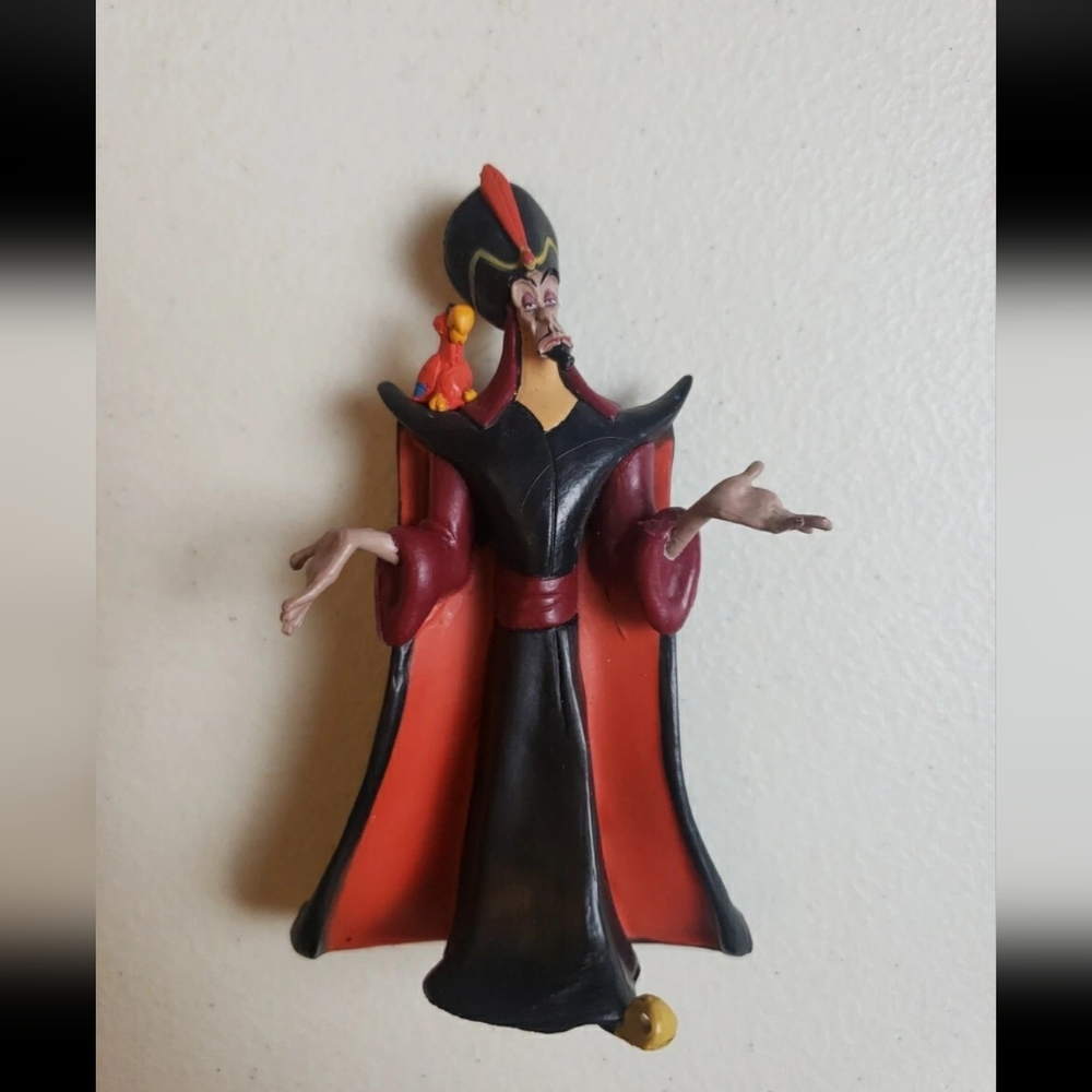 Disney Aladdin Jafar 4" and Iago the Parrot Figure Cake Topper